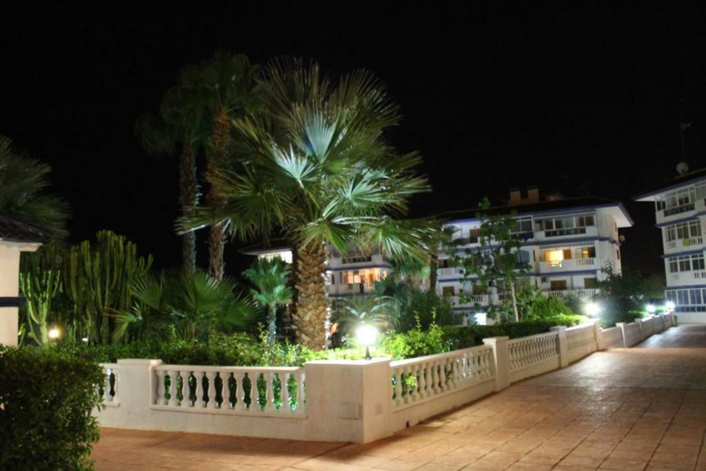 Apartment в парковой зоне с видом на море Torre La Mata