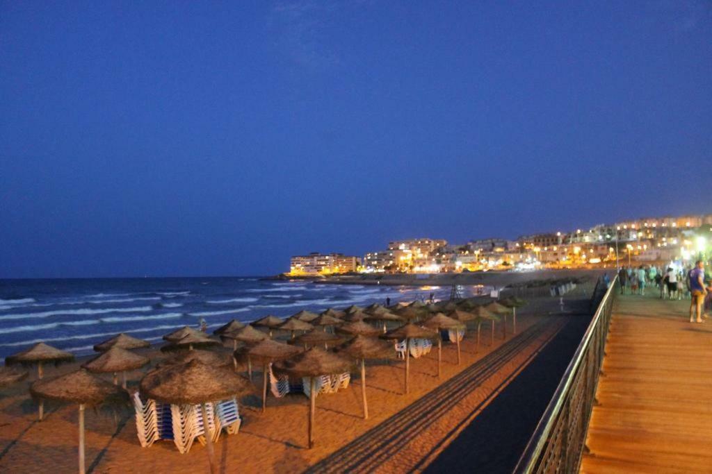 в парковой зоне с видом на море * Torre La Mata